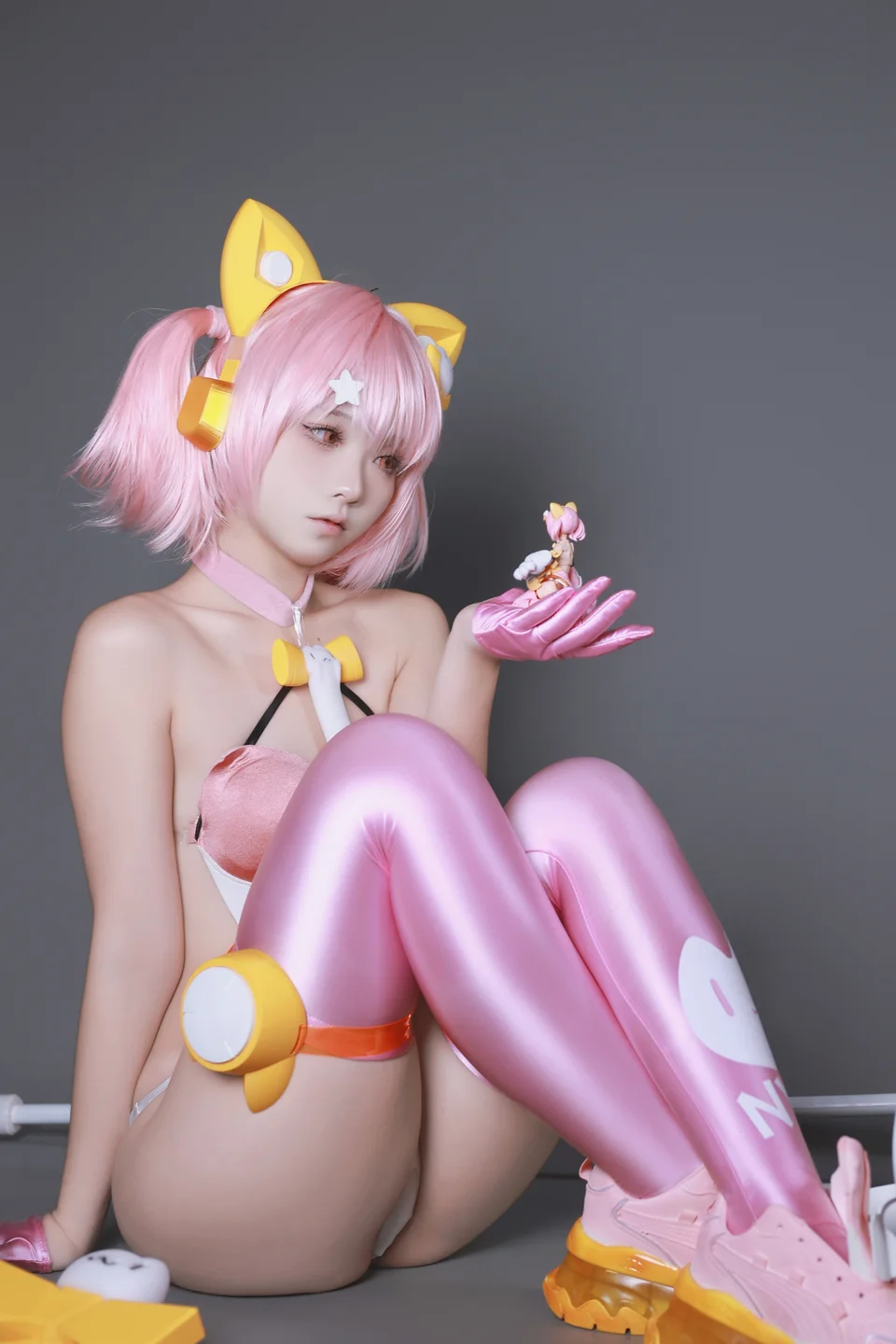 G44不会受伤_No_166_女神装置Puni_Mofu猫猫_54P_762MB tg@simisebaiai 【丝足阁】050.webp